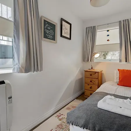 Our Happy Place- With Parking & Upgraded Wifi For 2025 Brixham Exterior photo