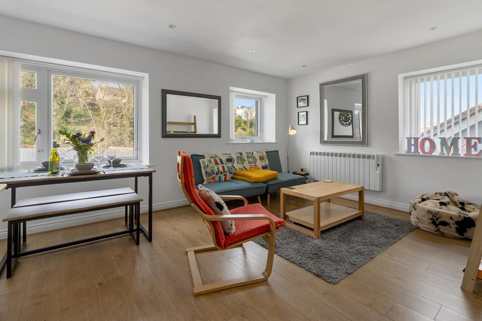 Our Happy Place- With Parking & Upgraded Wifi For 2025 * Brixham