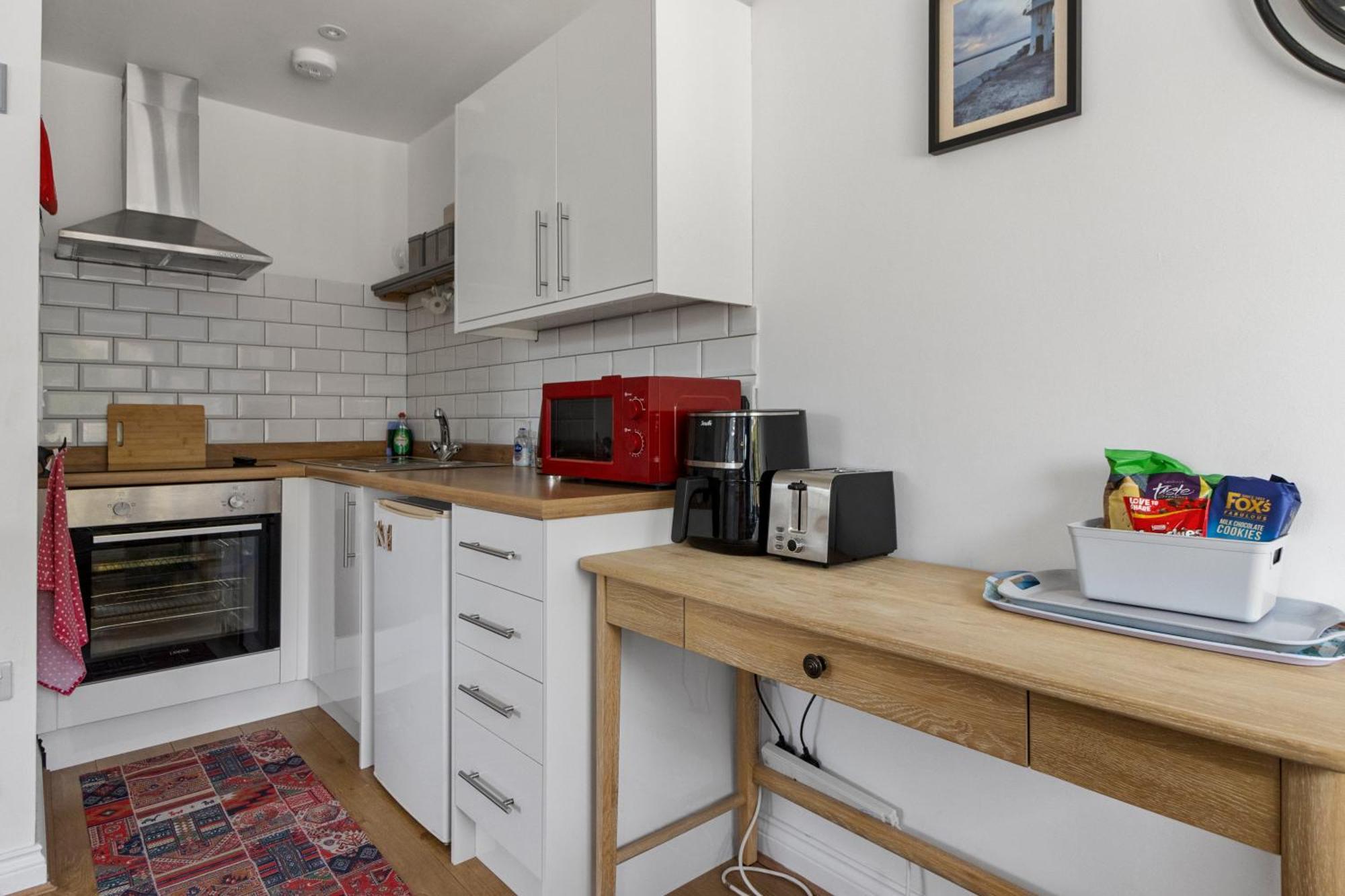 Our Happy Place- With Parking & Upgraded Wifi For 2025 Brixham